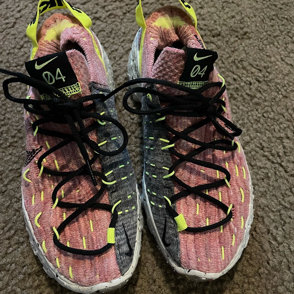 Nike Space hippie 04